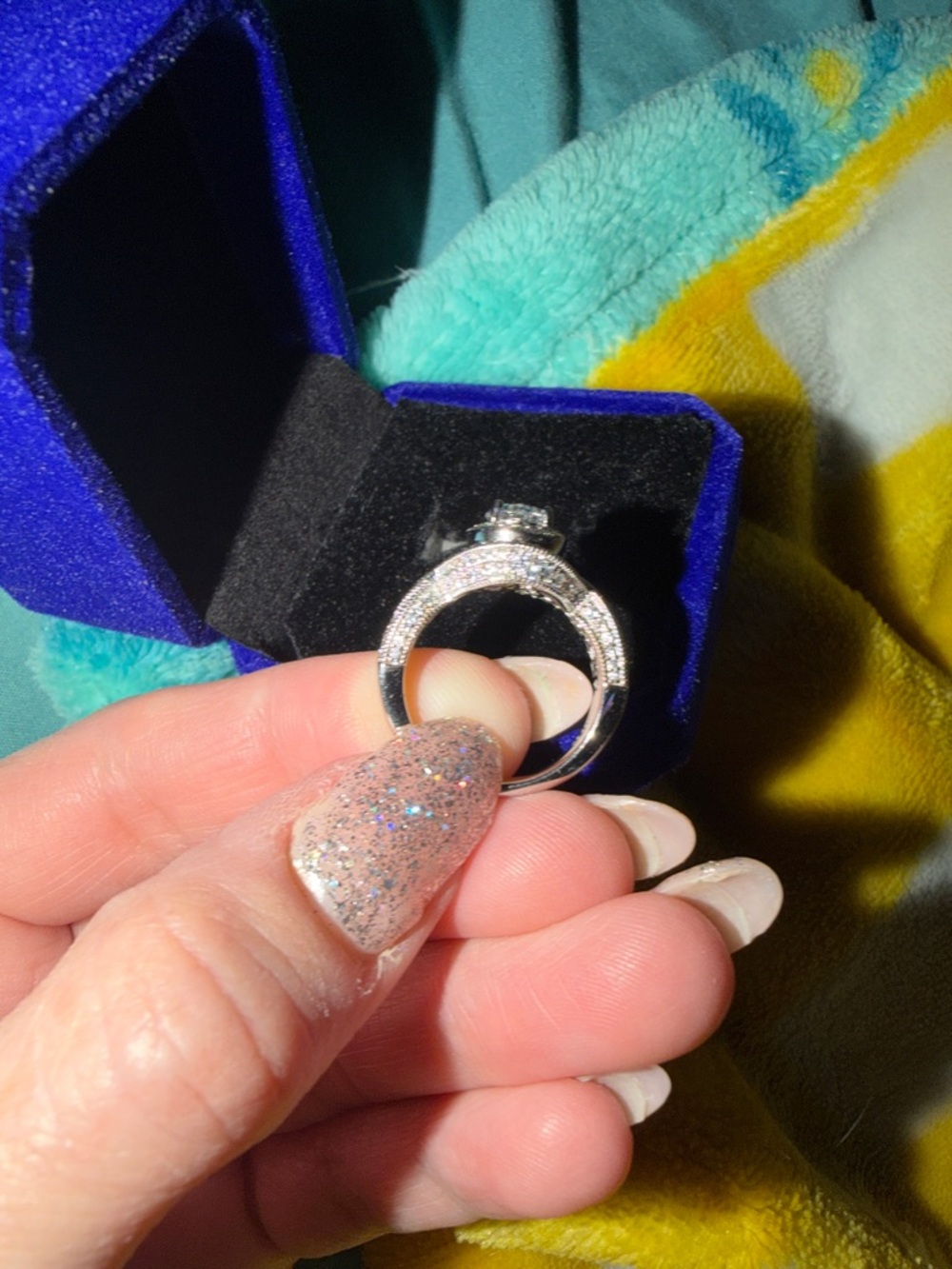 New Vanna K. Elegant JTV Simulated Diamond Silver Ring ( Size:7) - Picture 7 of 7